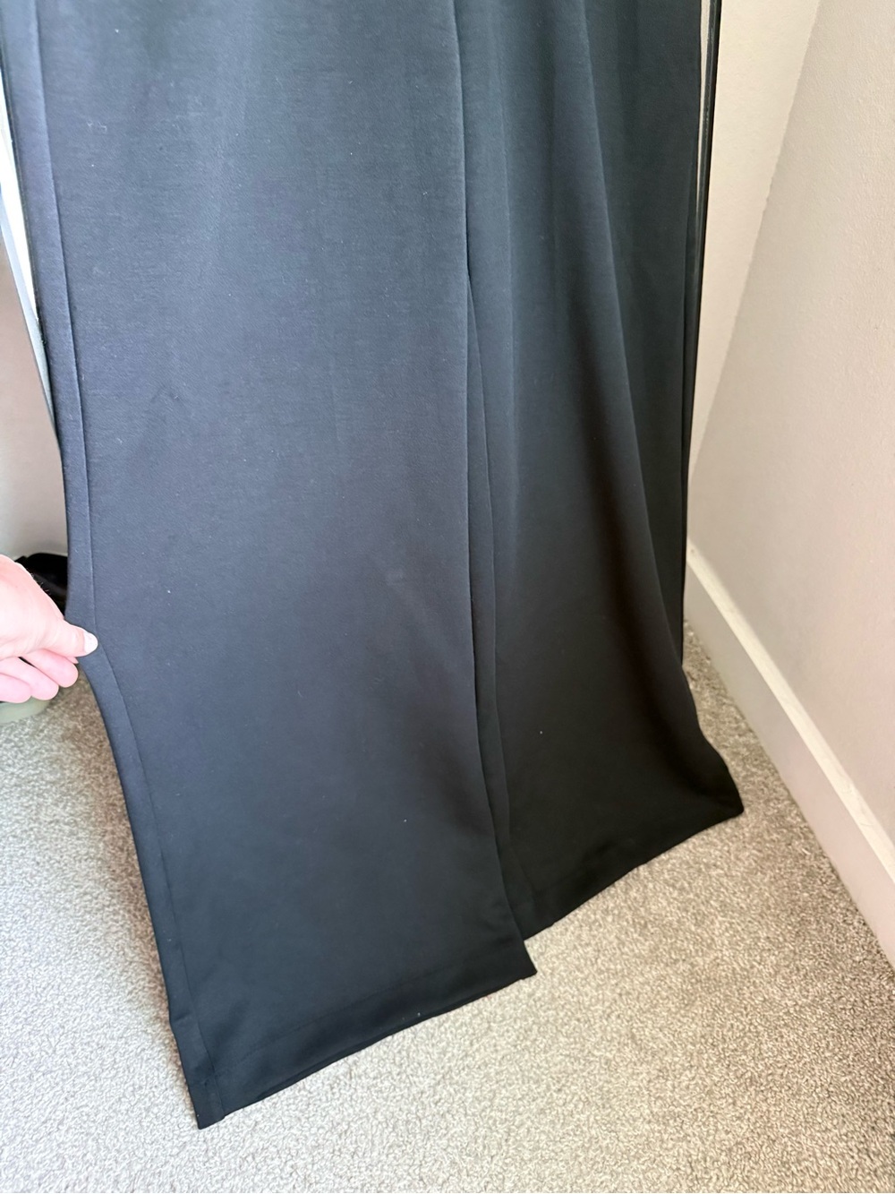 Spanx Air Essentials 
Wide Leg Zip Jumpsuit 
Soft LongSleeve Effortless Travel - Picture 4 of 7